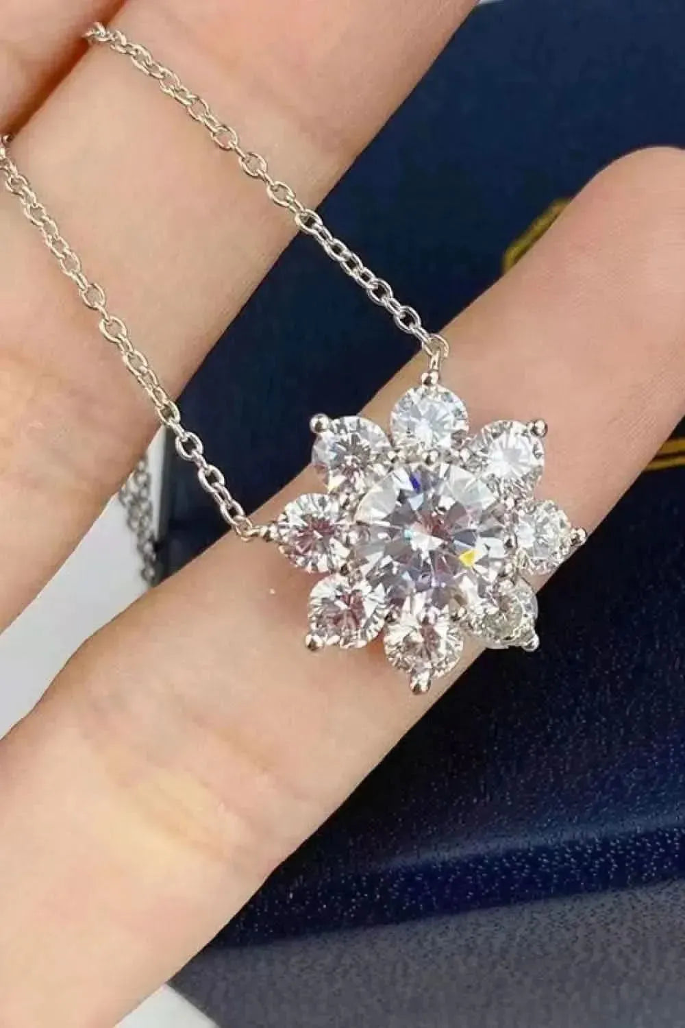 1 Carat Moissanite Floral Pendant Necklace - Bad Moms Club