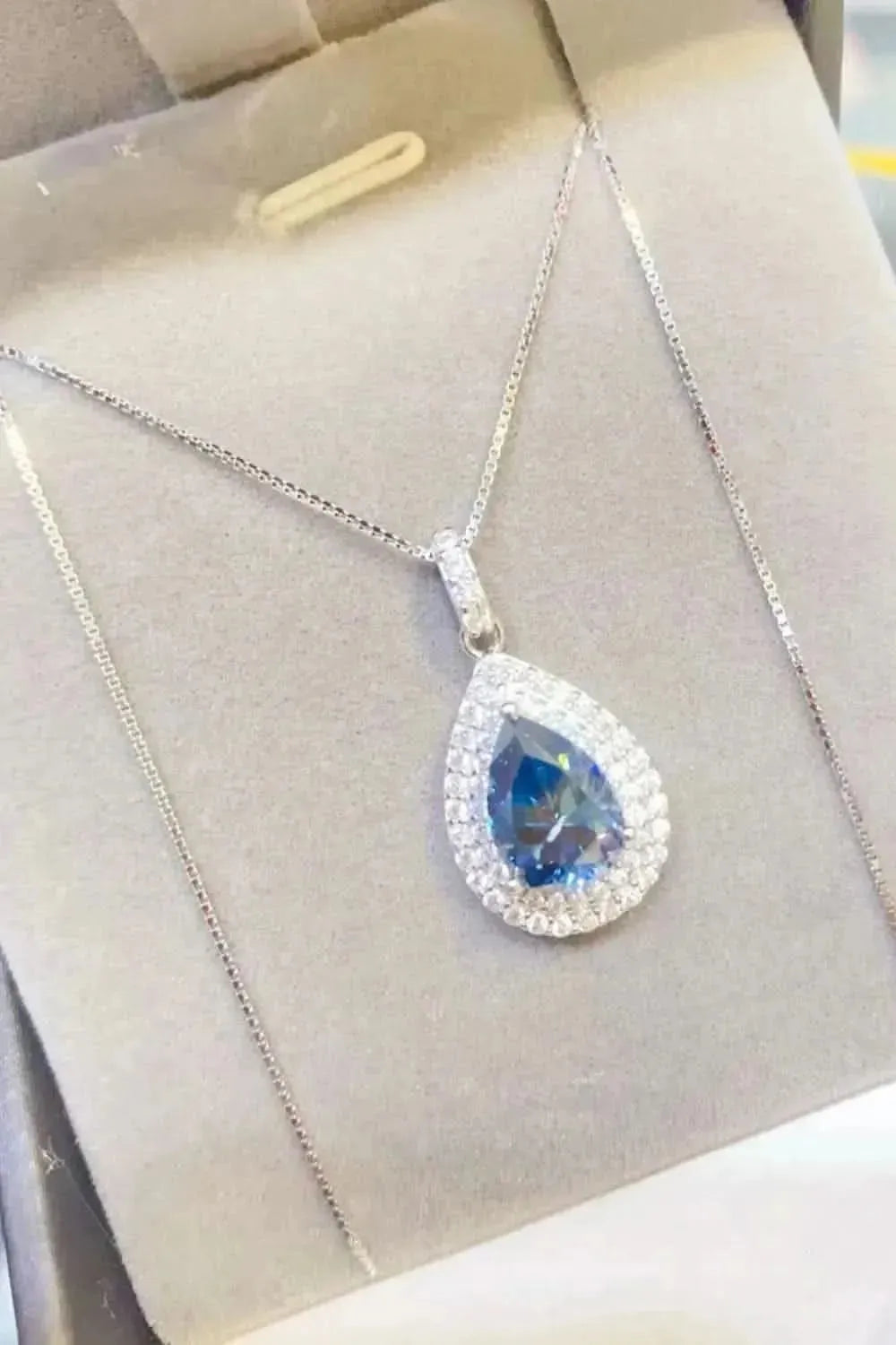 2 Carat Moissanite Teardrop Pendant Necklace - Bad Moms Club