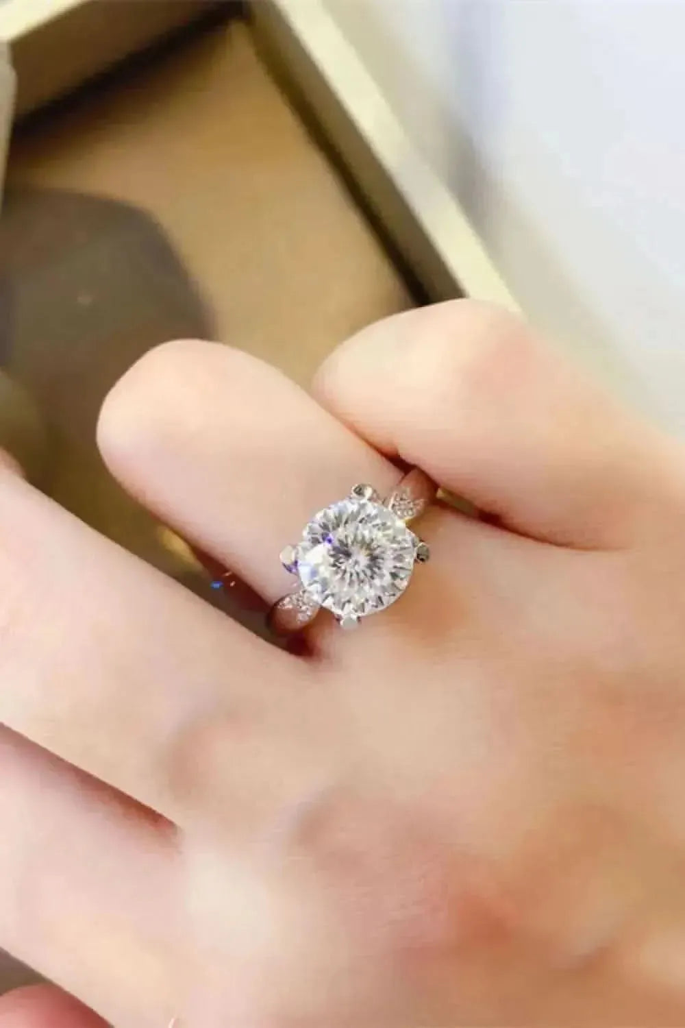 2 Carat Moissanite 925 Sterling Silver Ring - Bad Moms Club