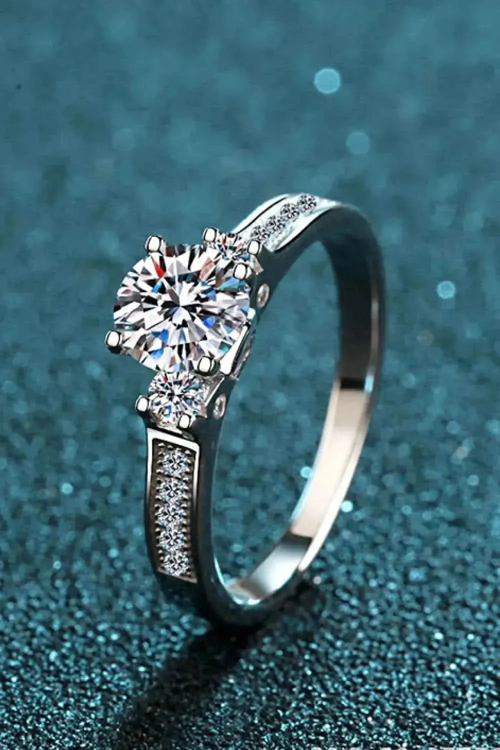 Lucky Charm Moissanite Rhodium-Plated Ring - Bad Moms Club