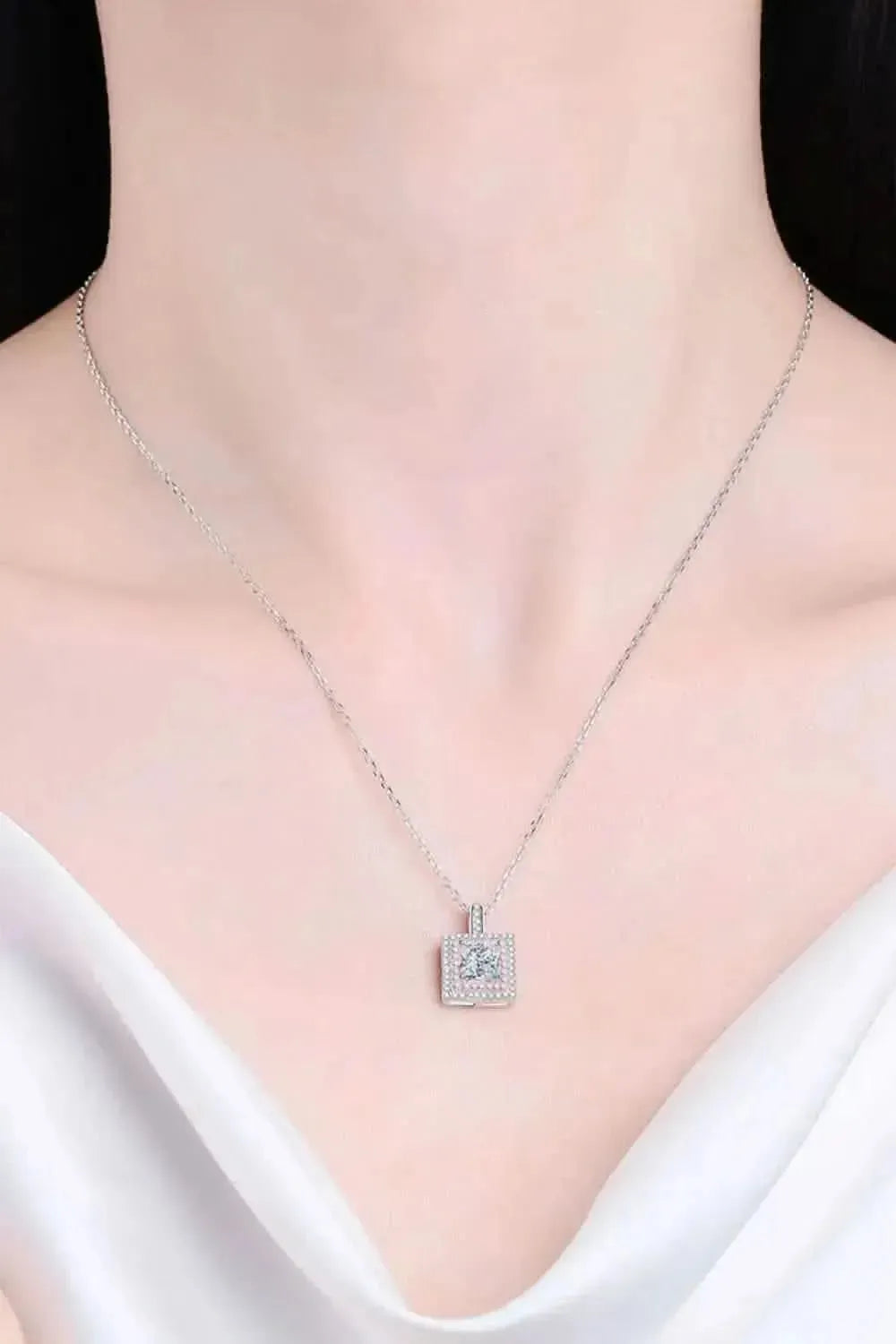 1 Carat Moissanite Square Pendant Chain Necklace - Bad Moms Club