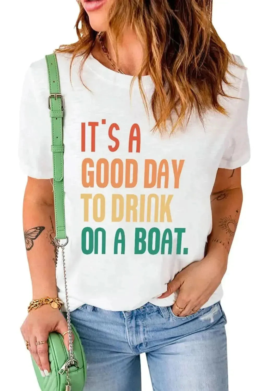 IT'S A GOOD DAY TO DRINK ON A BOAT Graphic Tee - Bad Moms Club