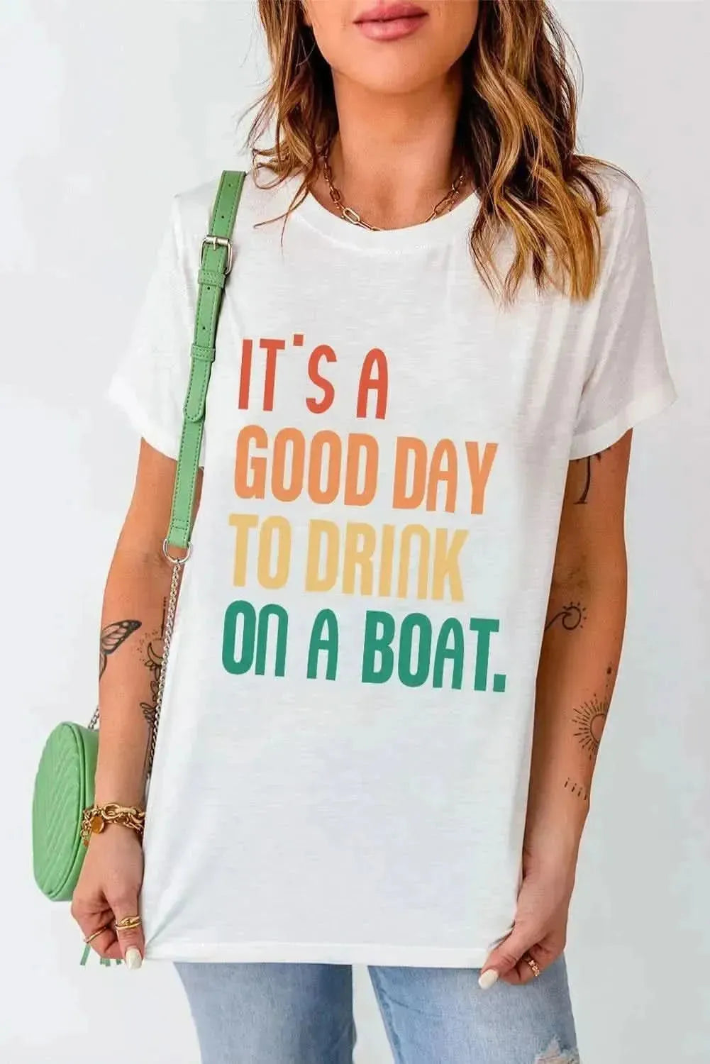 IT'S A GOOD DAY TO DRINK ON A BOAT Graphic Tee - Bad Moms Club