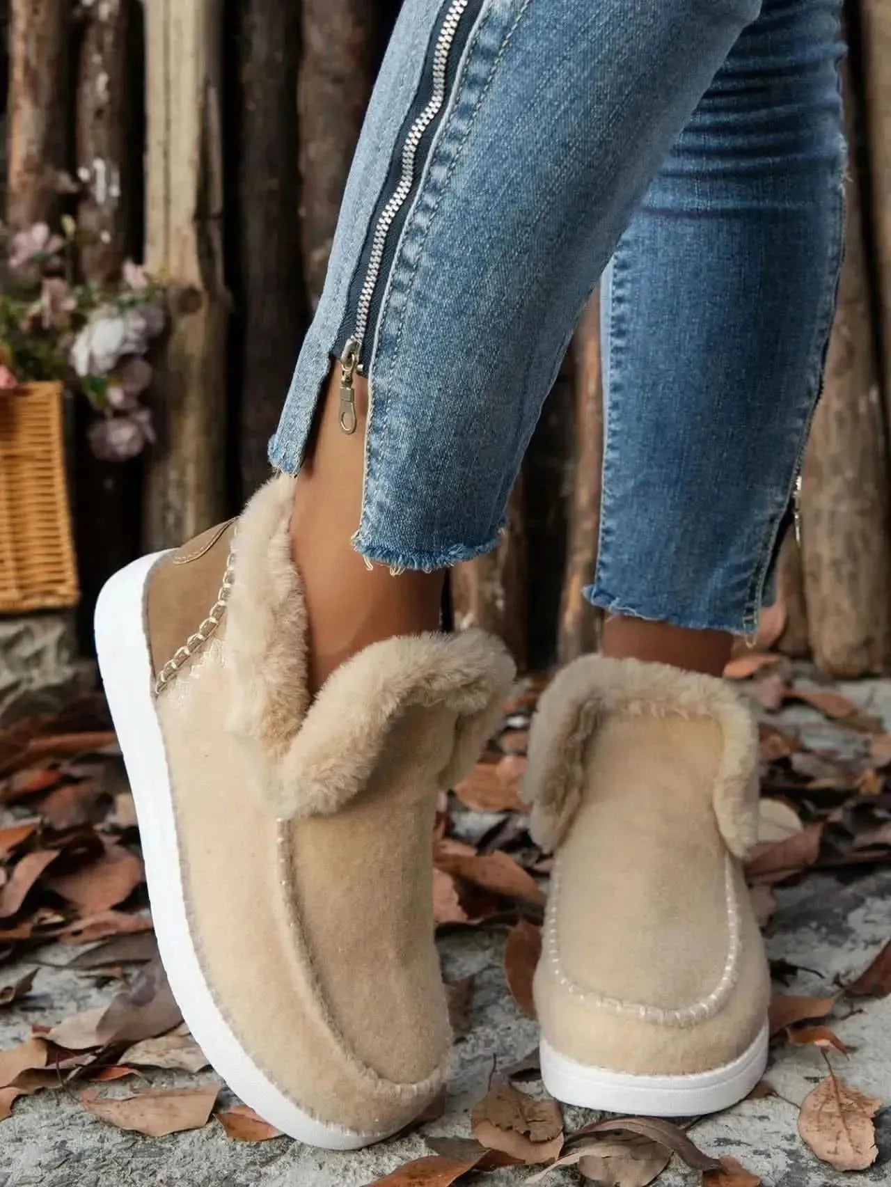 Furry Suede Round Toe Flat Sneakers - Bad Moms Club