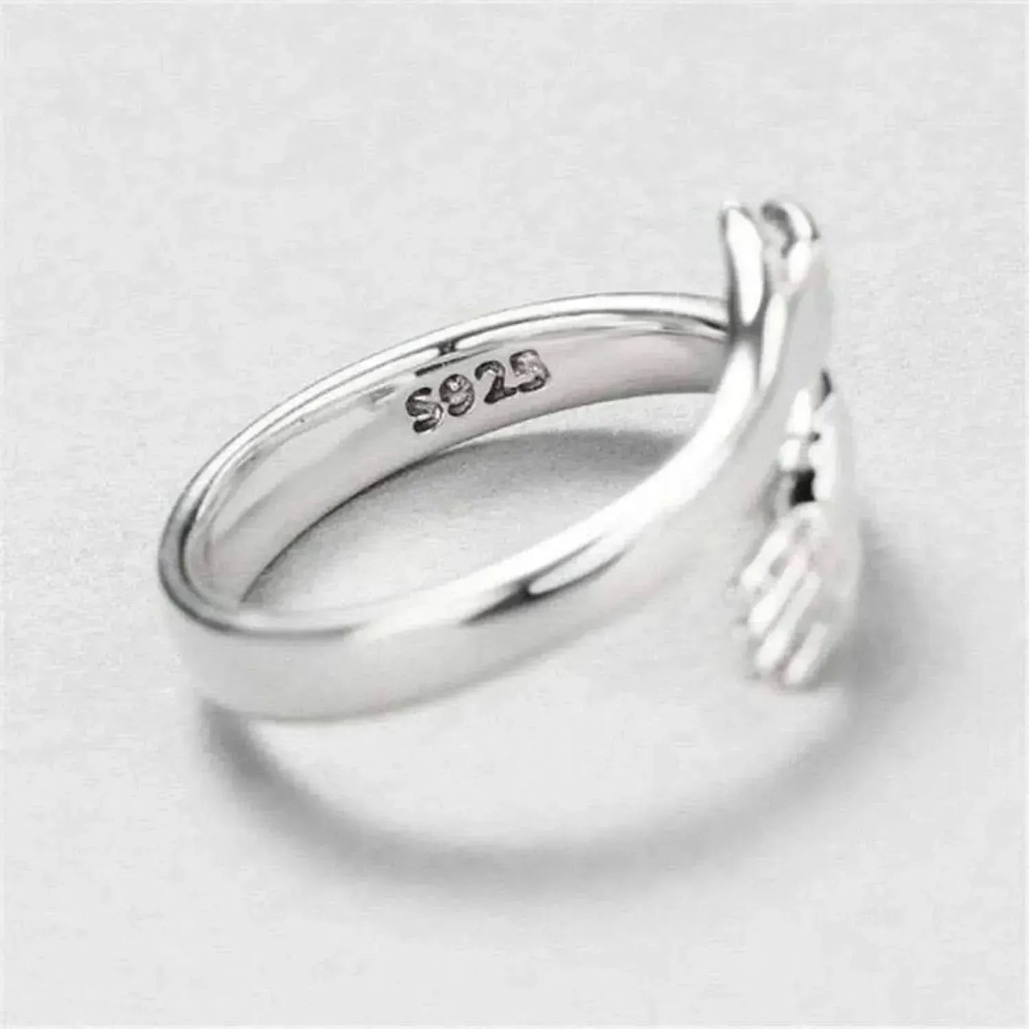 Hug Shape 925 Sterling Silver Bypass Ring - Bad Moms Club