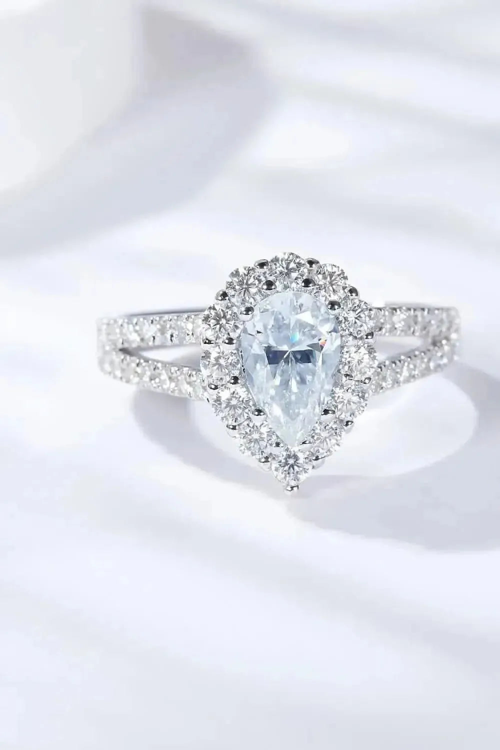 1 Carat Moissanite Teardrop Split Shank Ring - Bad Moms Club