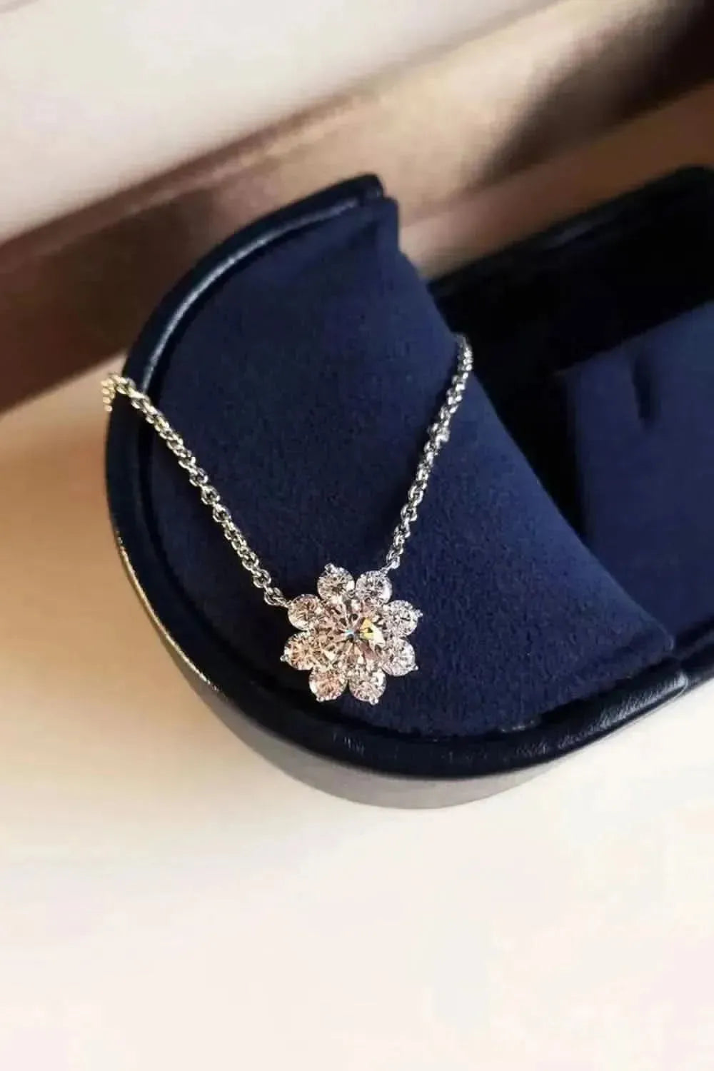 1 Carat Moissanite Floral Pendant Necklace - Bad Moms Club