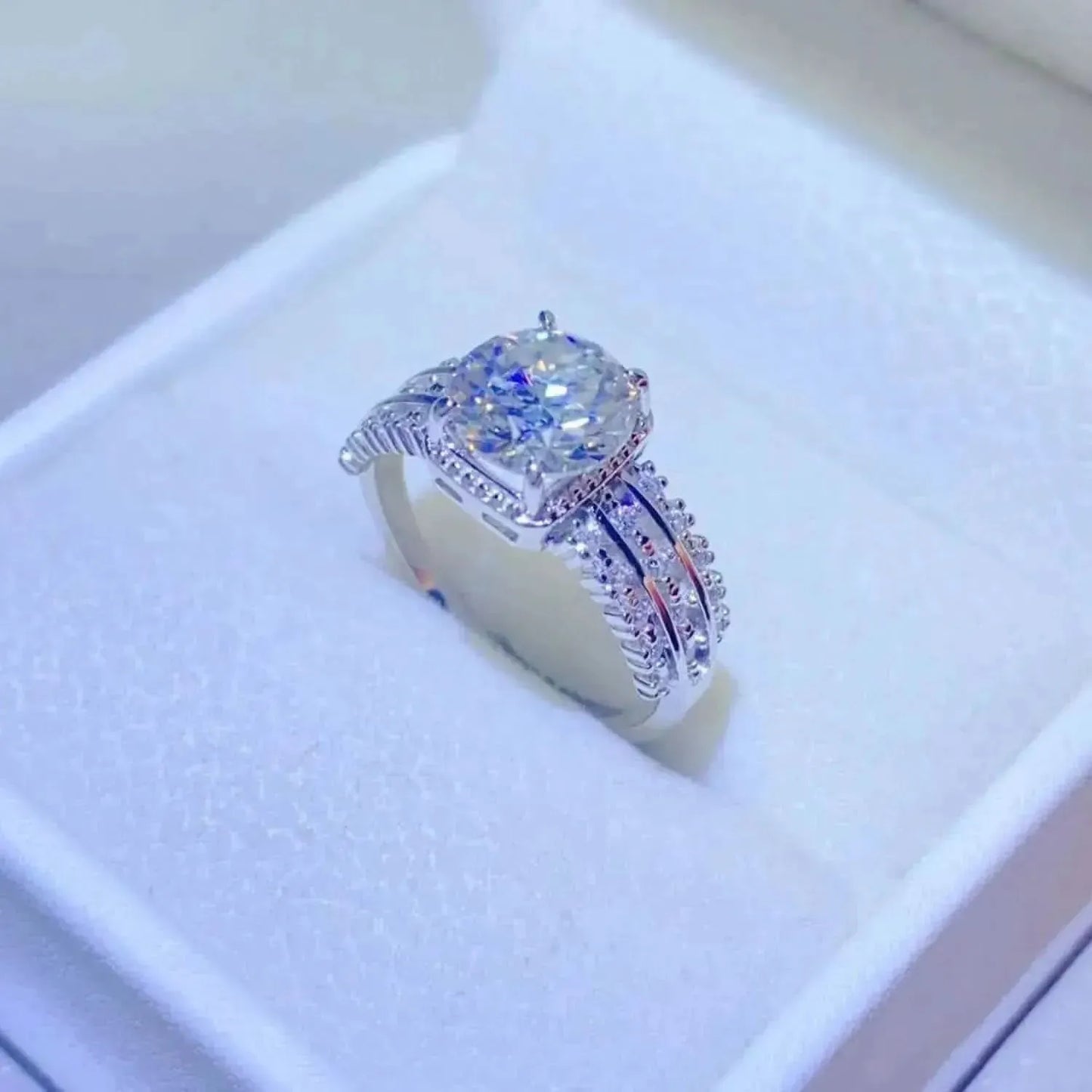 2 Carat Moissanite 925 Sterling Silver Ring - Bad Moms Club