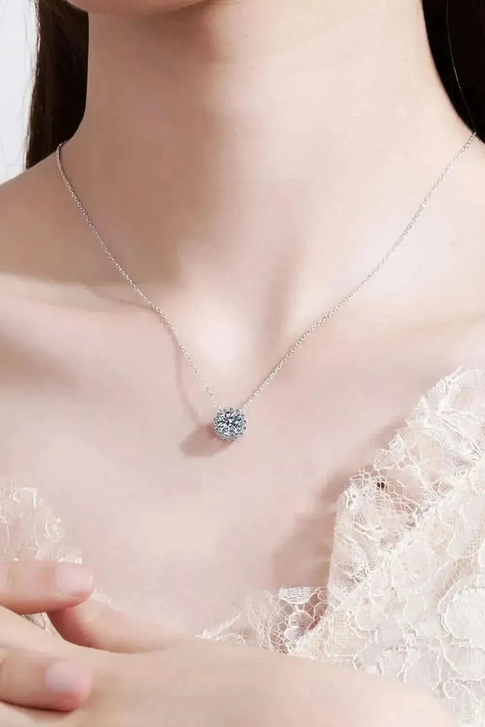 Flower-Shaped Moissanite Pendant Necklace - Bad Moms Club