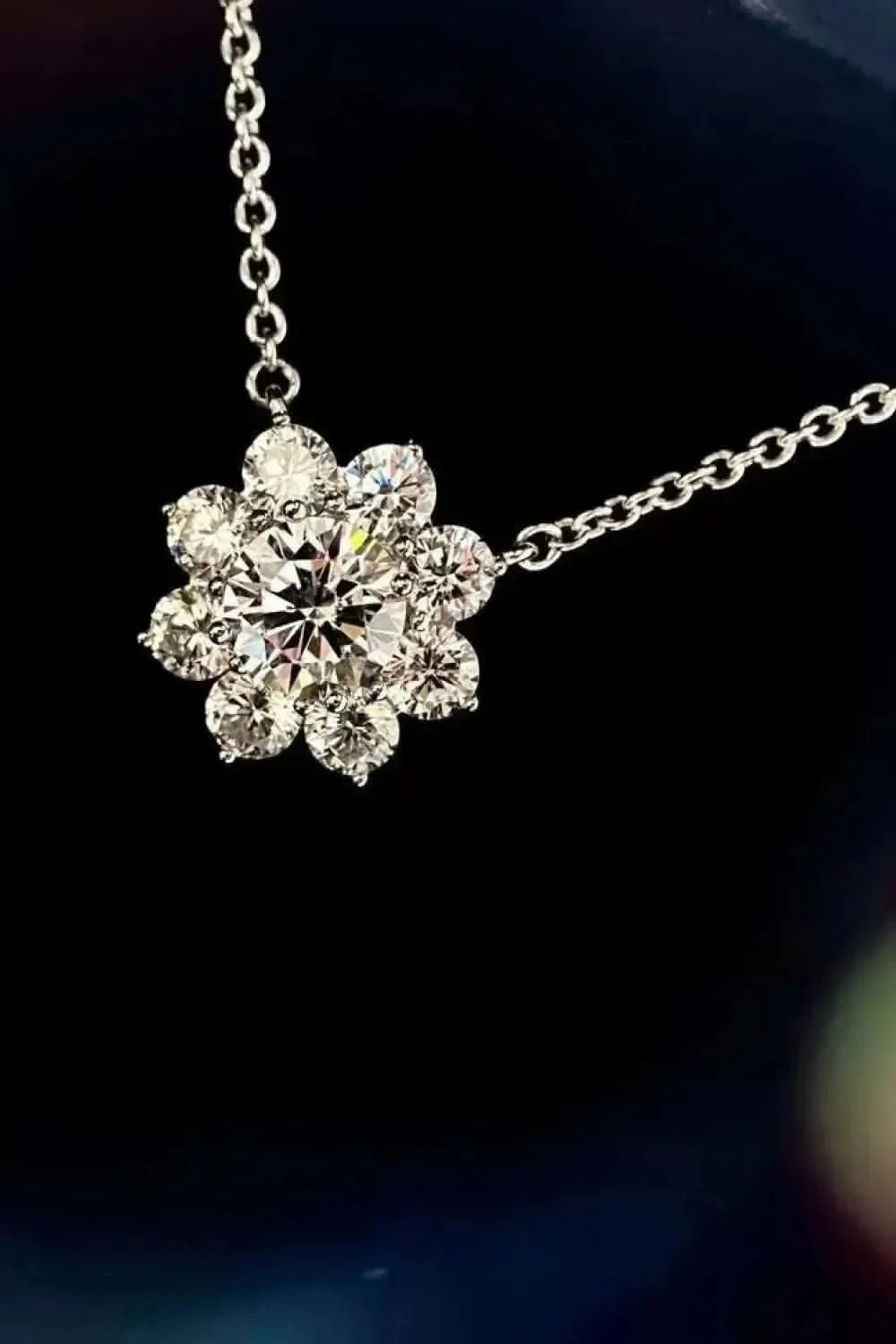 1 Carat Moissanite Floral Pendant Necklace - Bad Moms Club