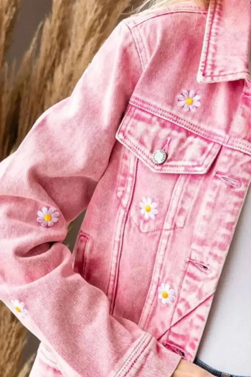 Veveret Daisy Print Button Up Denim Jacket - Bad Moms Club
