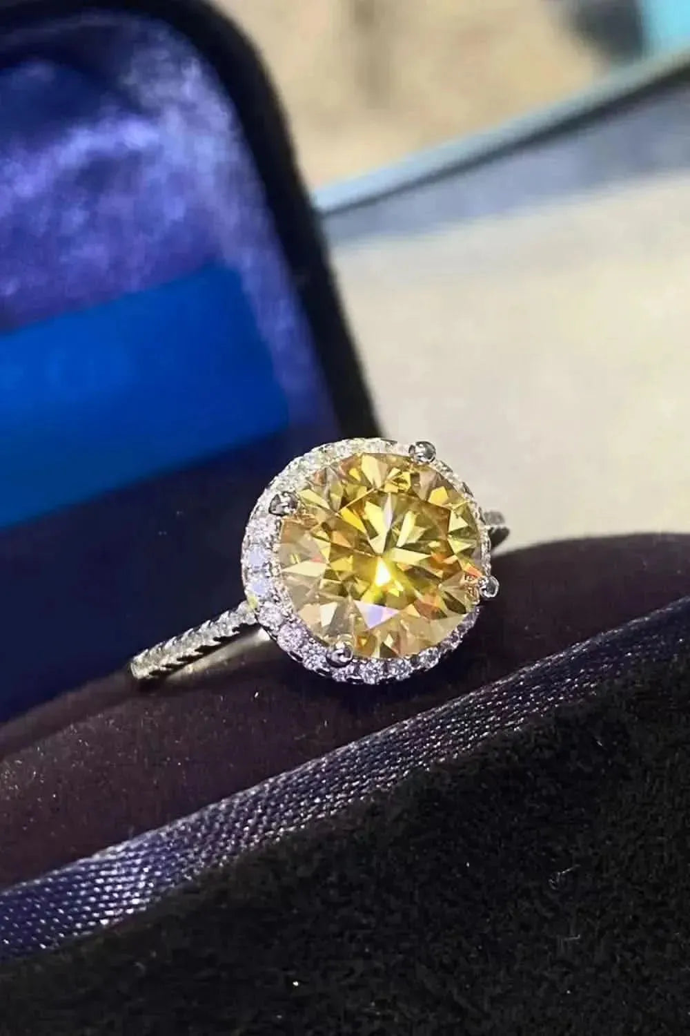 2 Carat Moissanite Round Ring - Bad Moms Club