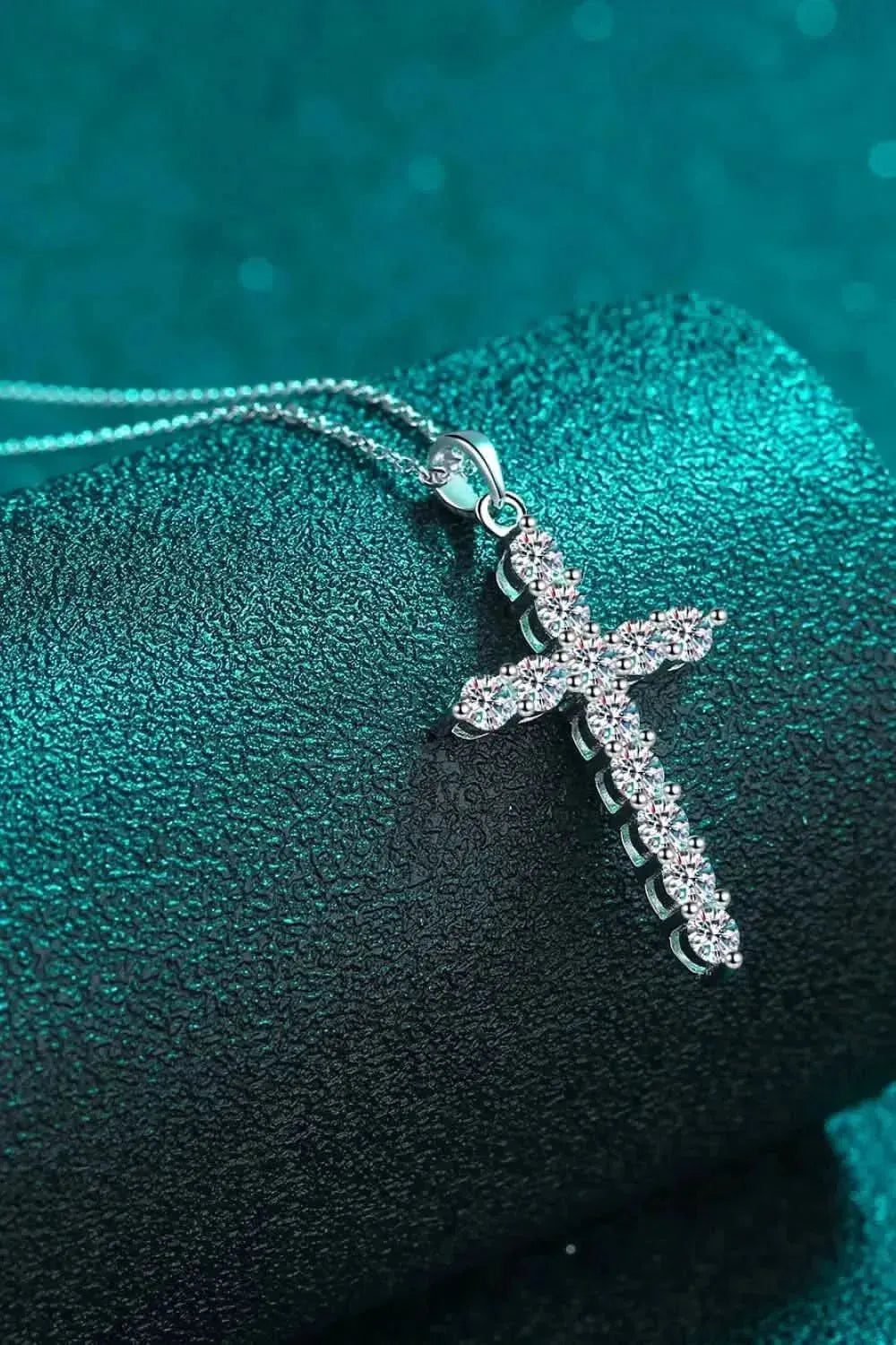 Moissanite Cross Pendant Chain Necklace - Bad Moms Club