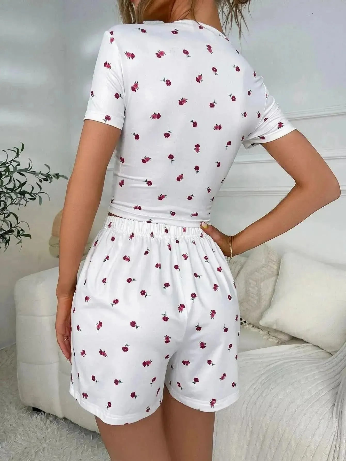 Ivy Lane Floral Ruched T-Shirt and Shorts Lounge Set - Bad Moms Club