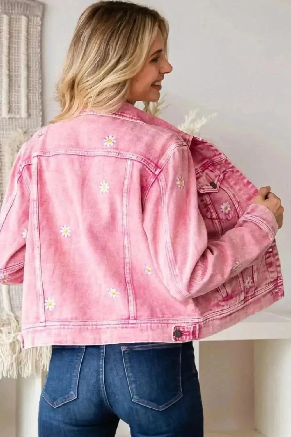 Veveret Daisy Print Button Up Denim Jacket - Bad Moms Club