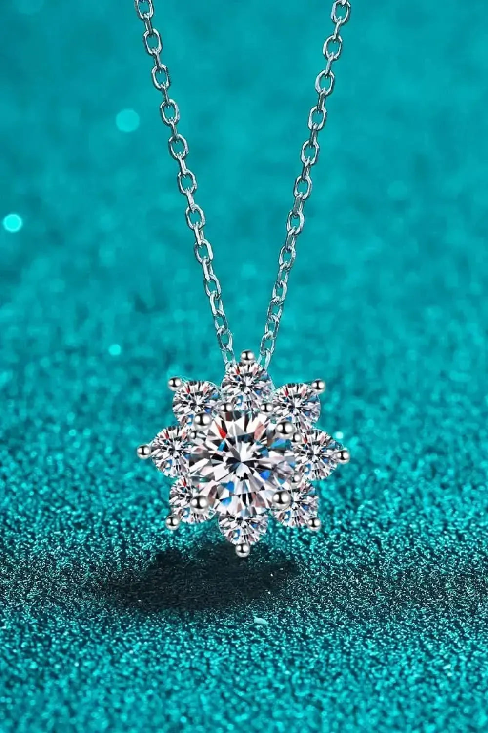 1 Carat Moissanite Floral-Shaped Pendant Necklace - Bad Moms Club