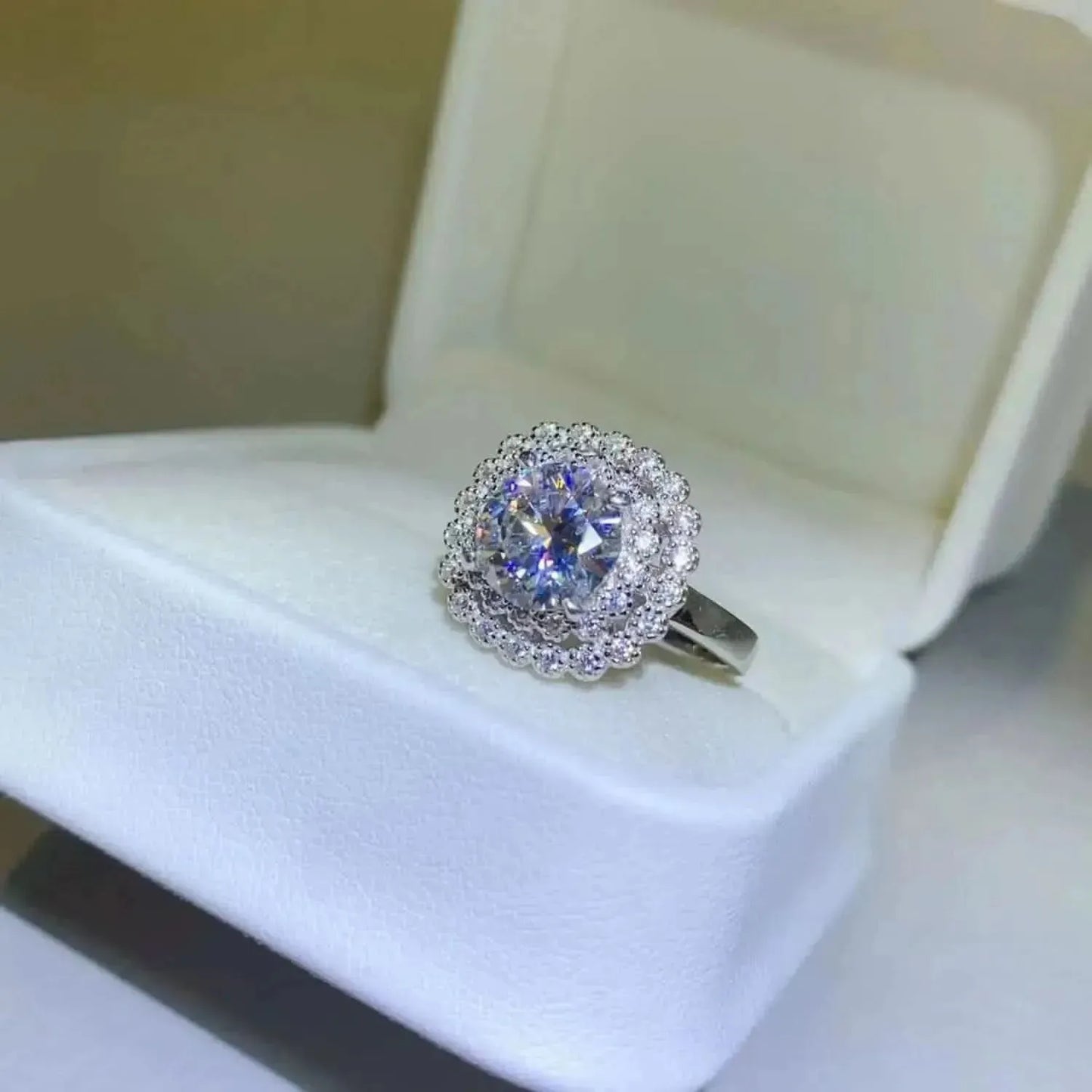 2 Carat Moissanite 925 Sterling Silver Ring - Bad Moms Club