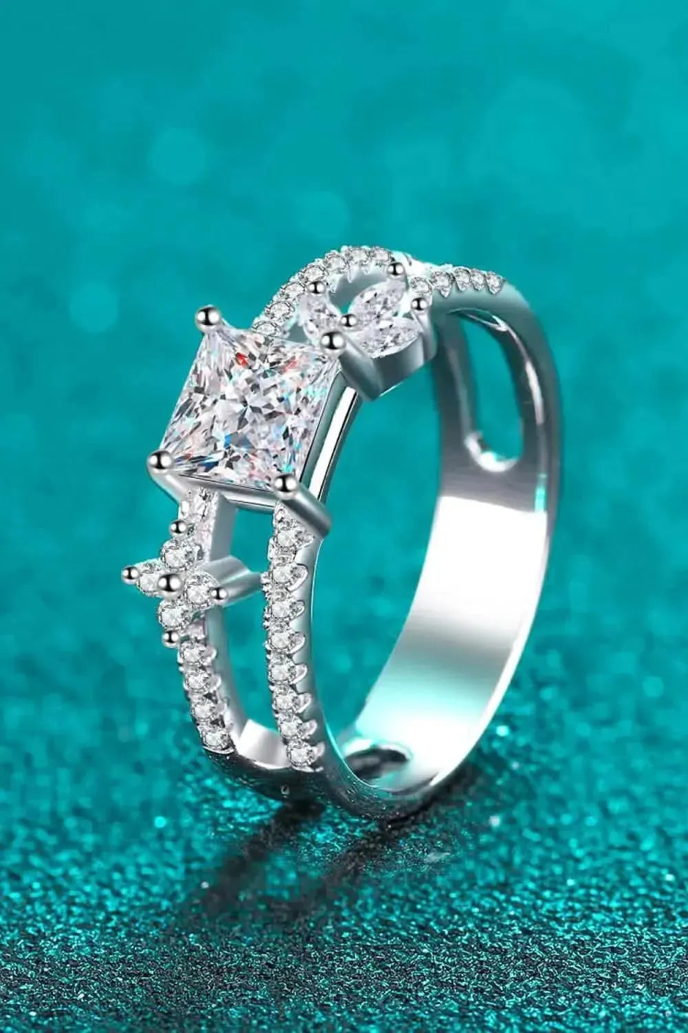 Moissanite Double Layered Ring - Bad Moms Club