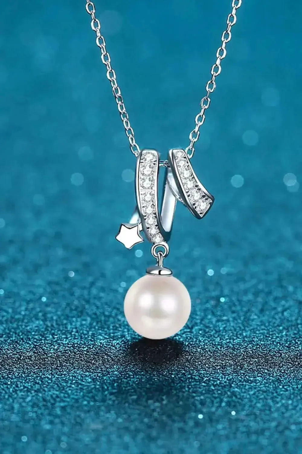 Give You A Chance Pearl Pendant Chain Necklace - Bad Moms Club