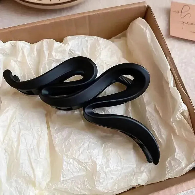 Alloy Acrylic Hair Claw Clip - Bad Moms Club