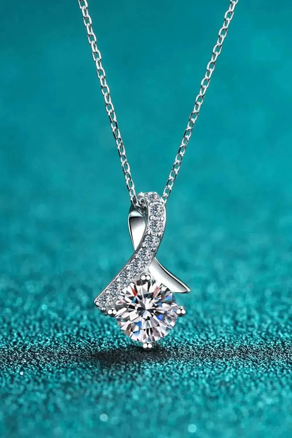 Unique and Chic Moissanite Pendant Necklace - Bad Moms Club