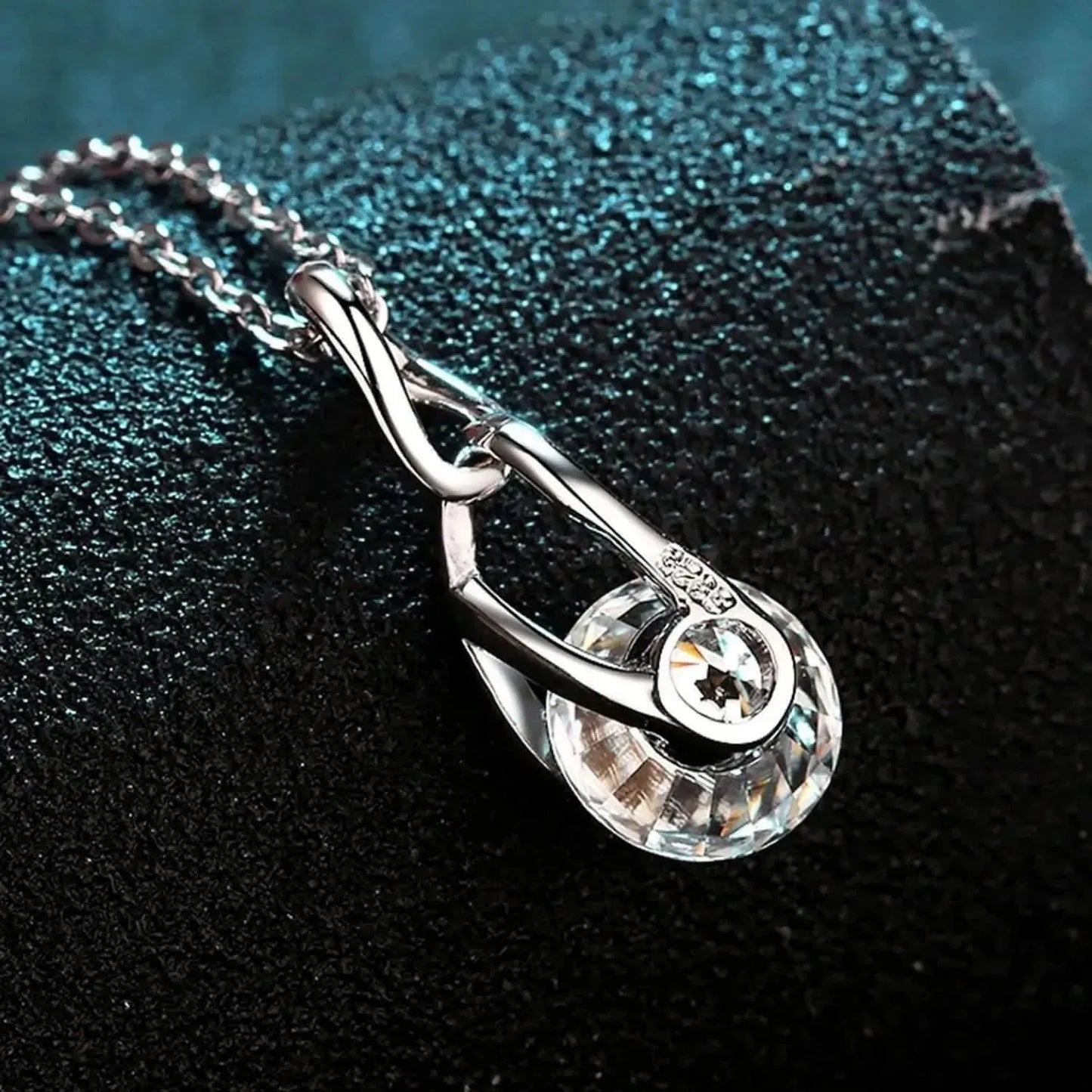 2 Carat Moissanite 925 Sterling Silver Necklace - Bad Moms Club