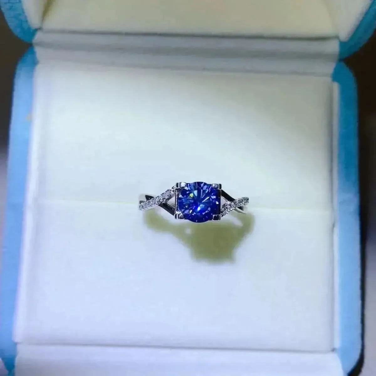 1 Carat Moissanite Crisscross 925 Sterling Silver Ring - Bad Moms Club