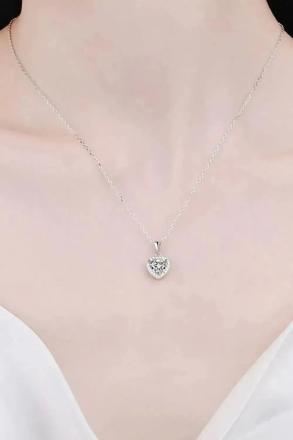 1 Carat Moissanite Heart Pendant Chain Necklace - Bad Moms Club