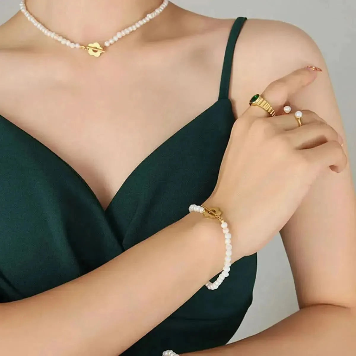Titanium Steel Pearl Flower Necklace - Bad Moms Club