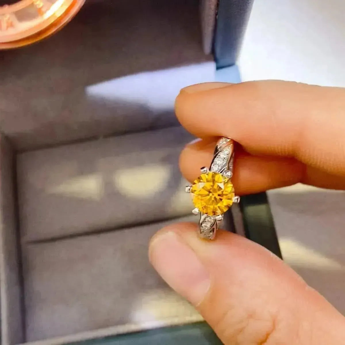 2 Carat Moissanite 925 Sterling Silver Ring - Bad Moms Club