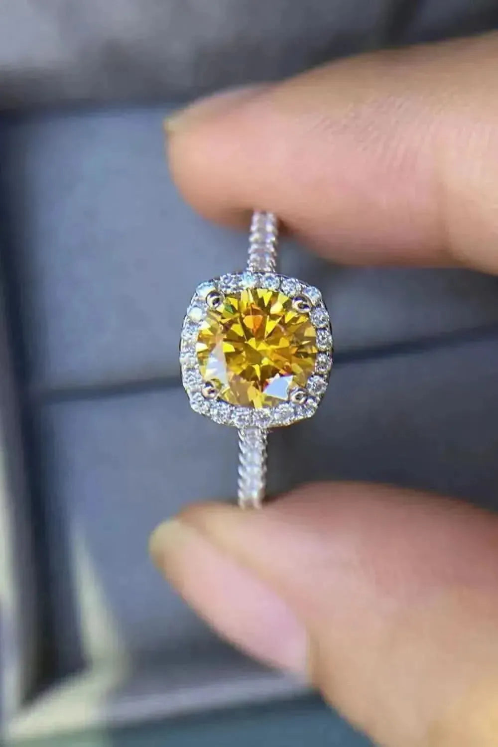 Feel Your Love 3 Carat Moissanite Ring - Bad Moms Club