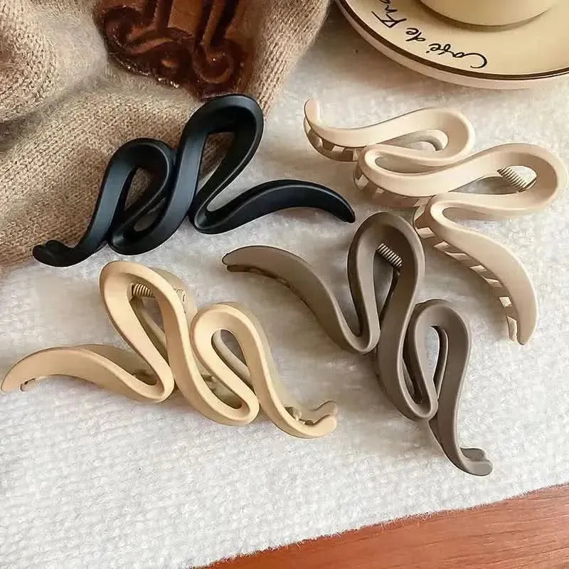Alloy Acrylic Hair Claw Clip - Bad Moms Club