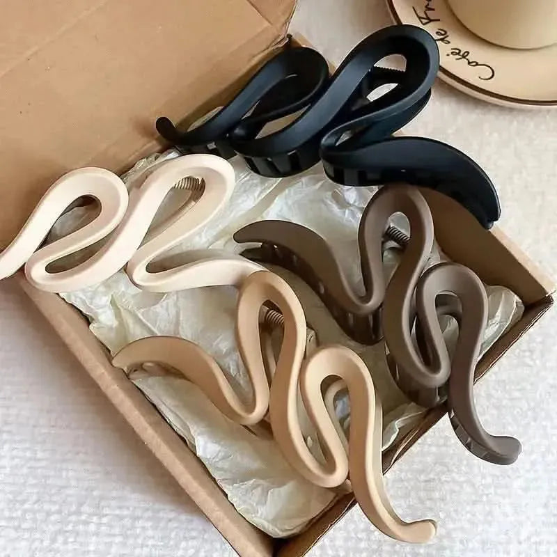 Alloy Acrylic Hair Claw Clip - Bad Moms Club