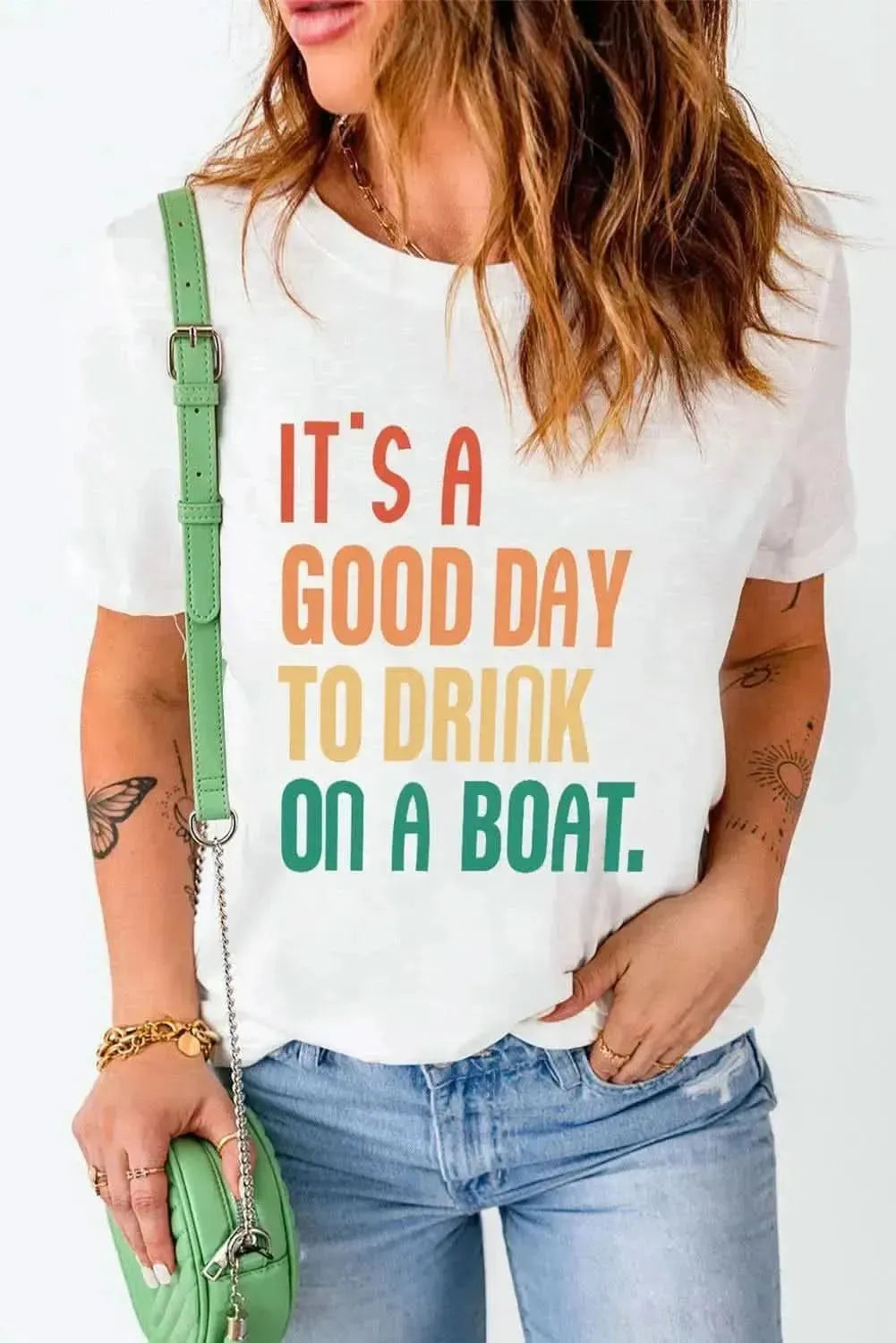 IT'S A GOOD DAY TO DRINK ON A BOAT Graphic Tee - Bad Moms Club