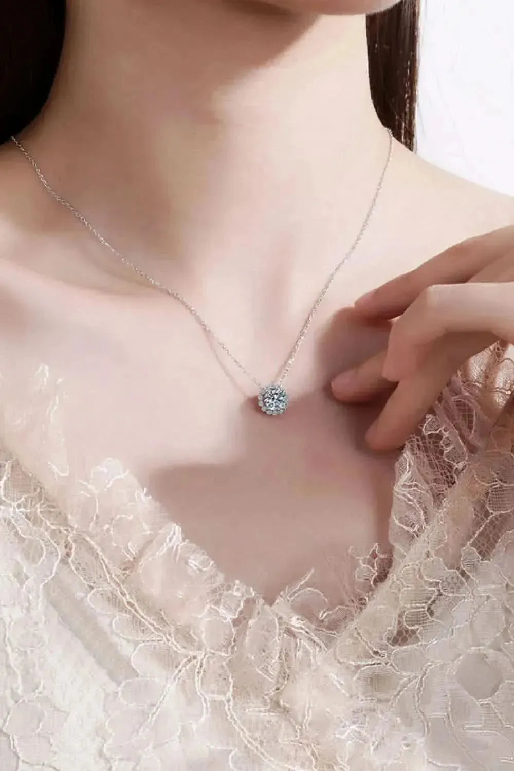 Flower-Shaped Moissanite Pendant Necklace - Bad Moms Club