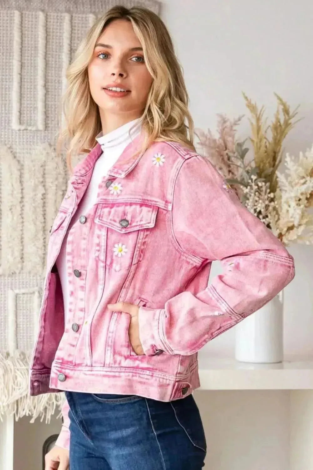 Veveret Daisy Print Button Up Denim Jacket - Bad Moms Club