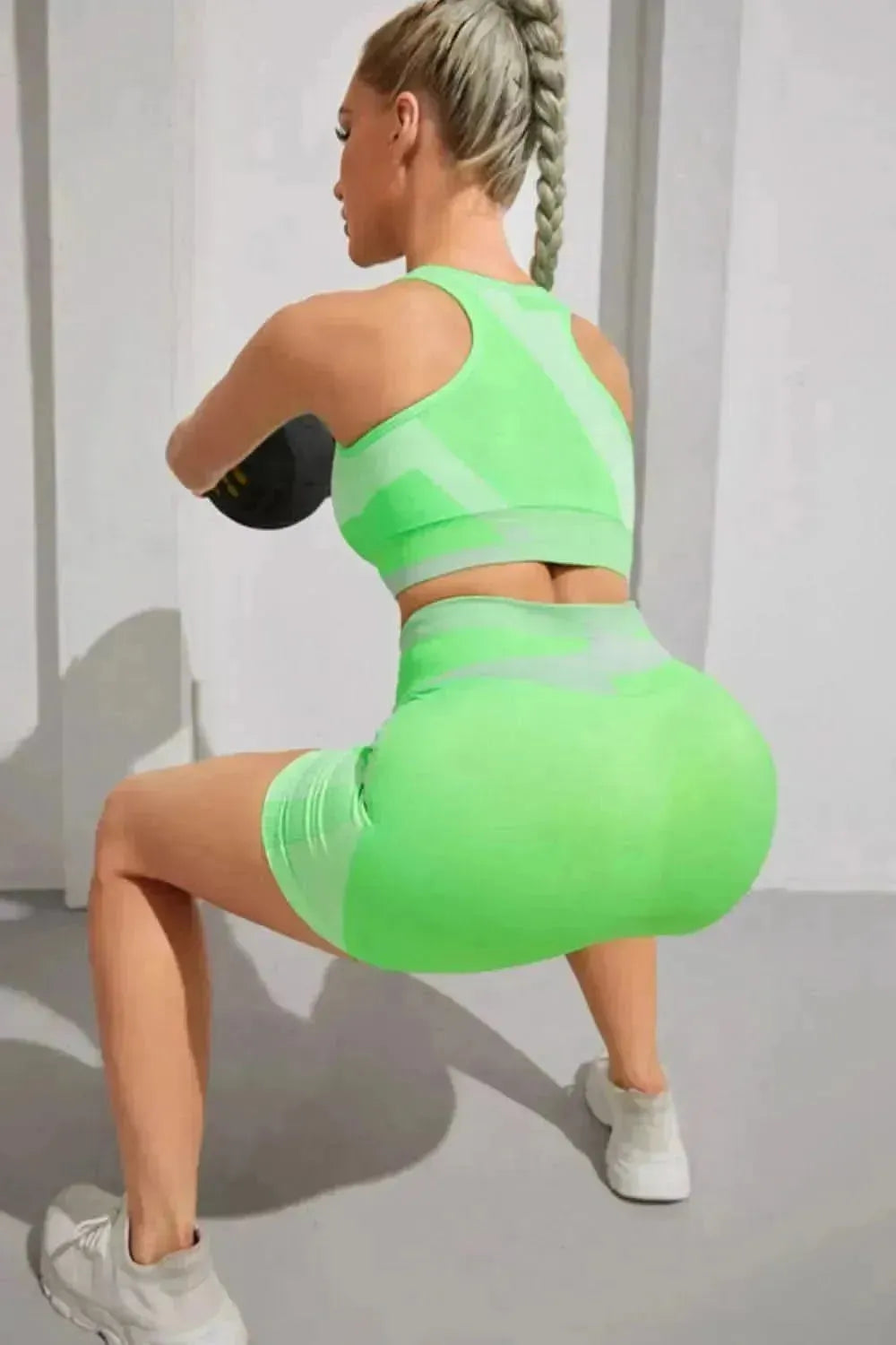Color Block Sports Bra and Shorts Set - Bad Moms Club