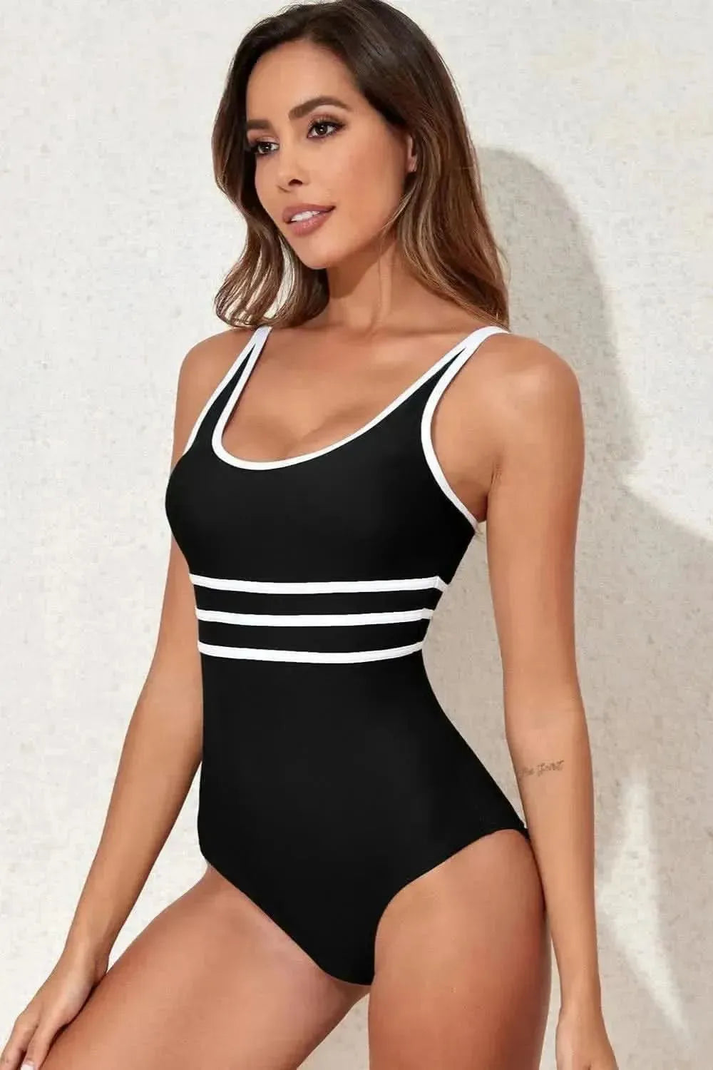 Contrast Trim Scoop Neck One-Piece Swimwear - Bad Moms Club