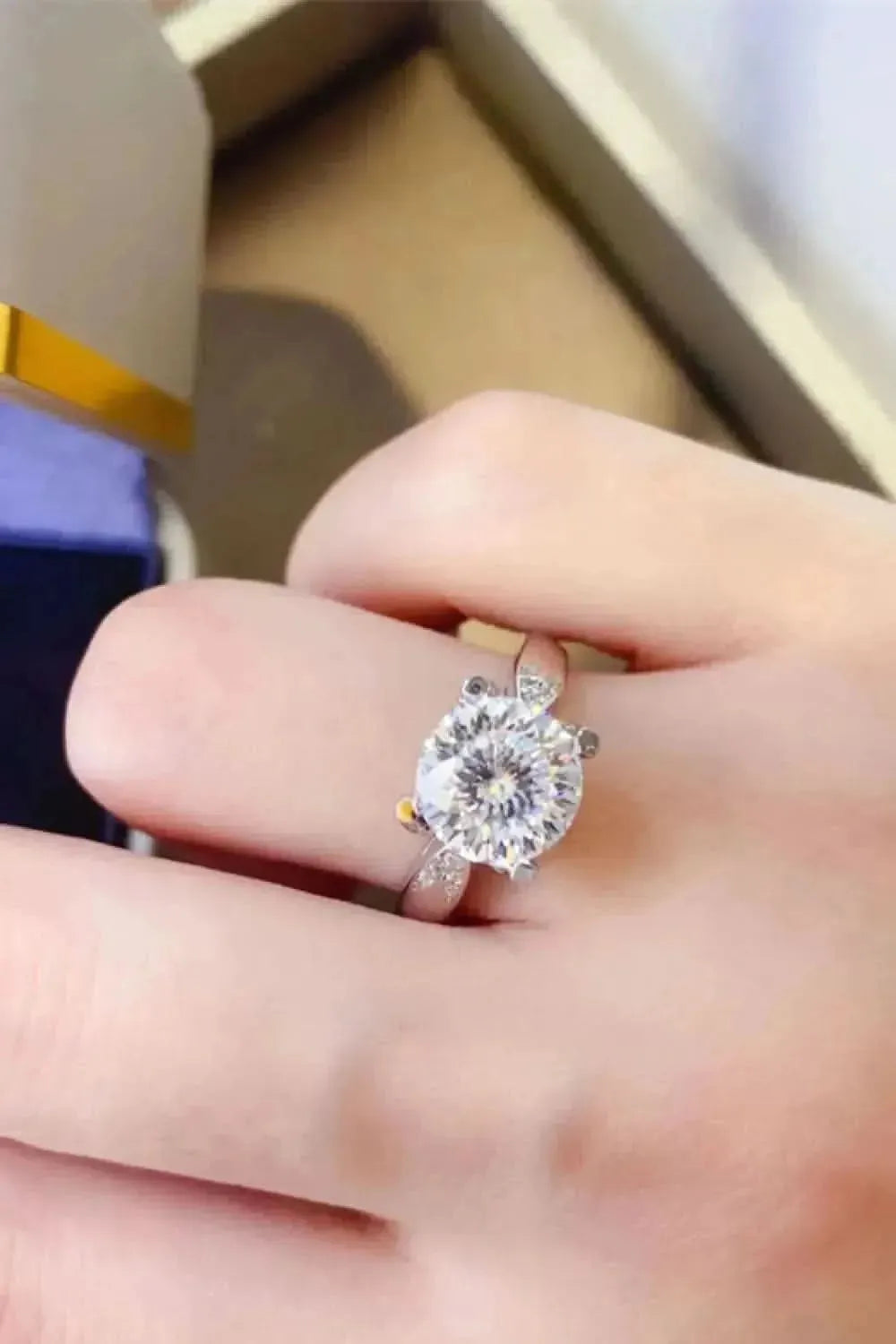 2 Carat Moissanite 925 Sterling Silver Ring - Bad Moms Club