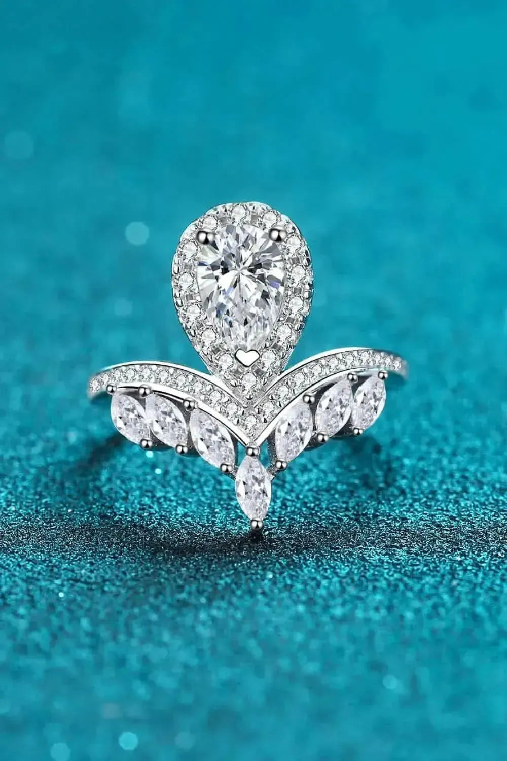 Stand Out Moissanite Ring - Bad Moms Club