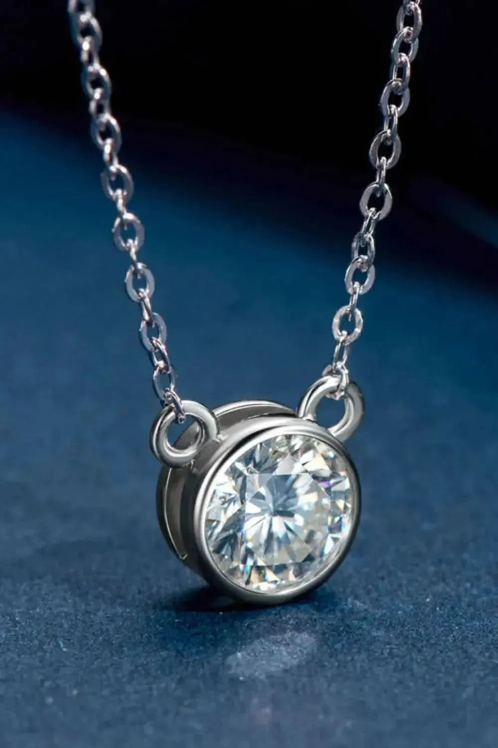 925 Sterling Silver 1 Carat Moissanite Round Pendant Necklace - Bad Moms Club