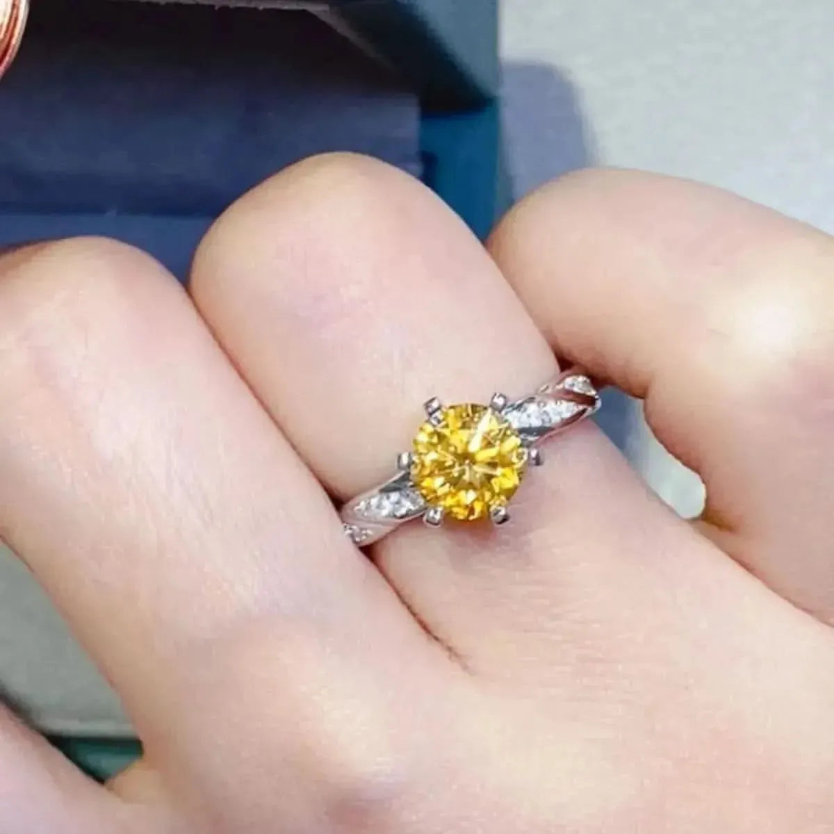 2 Carat Moissanite 925 Sterling Silver Ring - Bad Moms Club