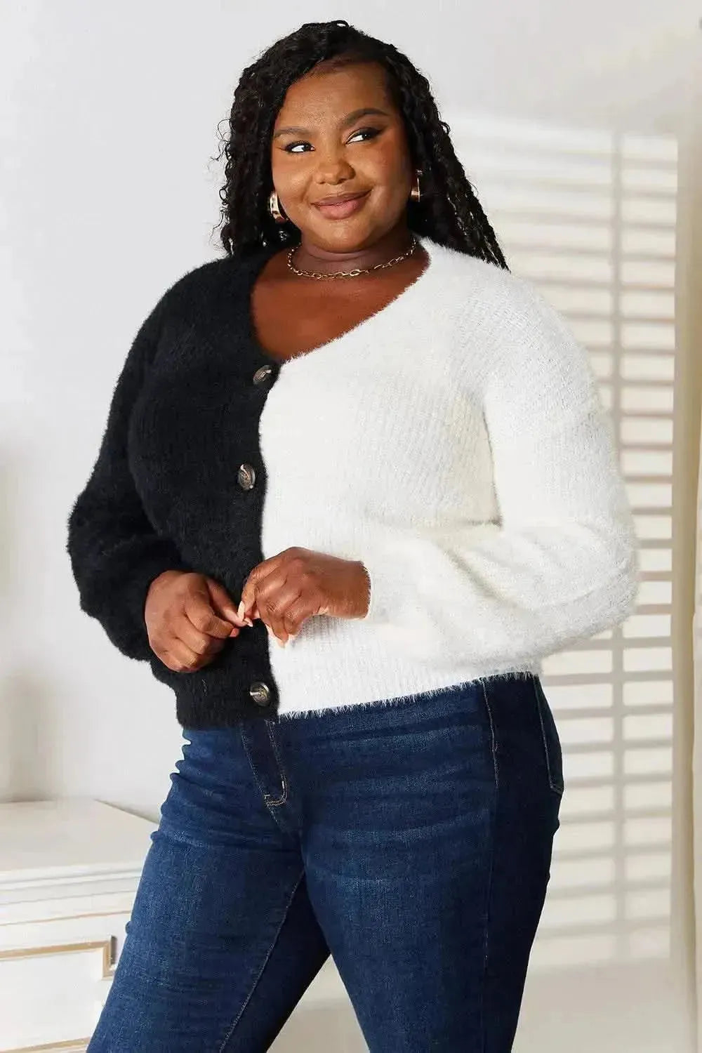Woven Right Contrast Button-Front V-Neck Cardigan - Bad Moms Club