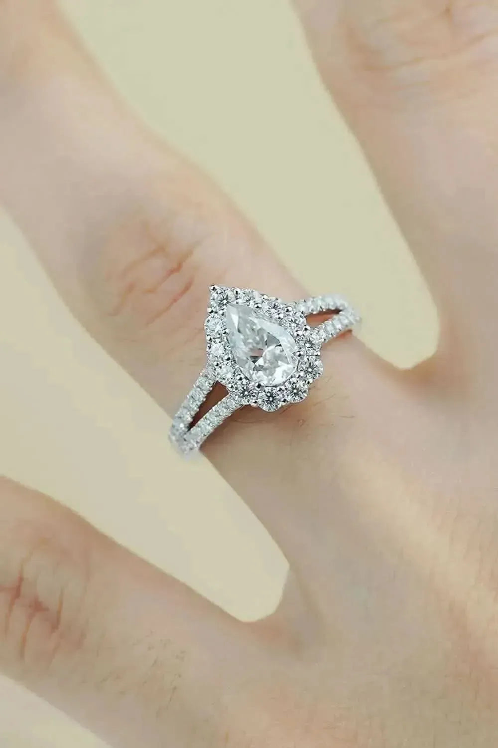 1 Carat Moissanite Teardrop Split Shank Ring - Bad Moms Club
