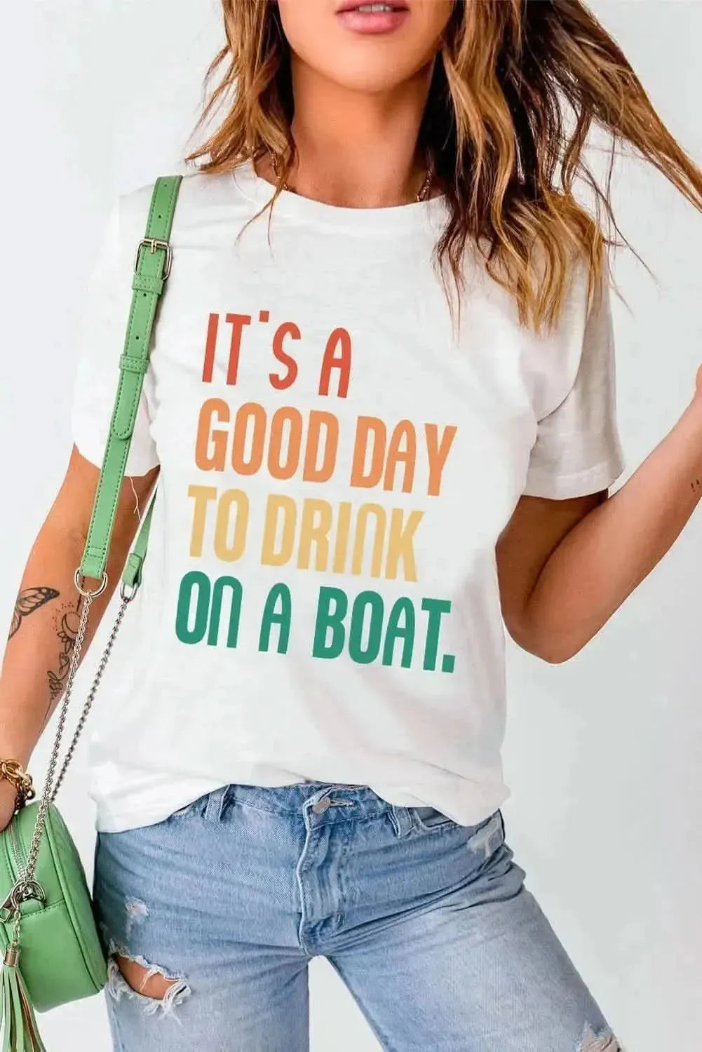 IT'S A GOOD DAY TO DRINK ON A BOAT Graphic Tee - Bad Moms Club