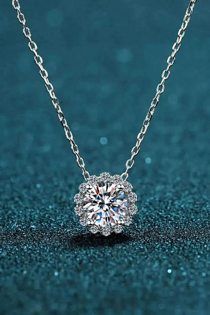 Flower-Shaped Moissanite Pendant Necklace - Bad Moms Club