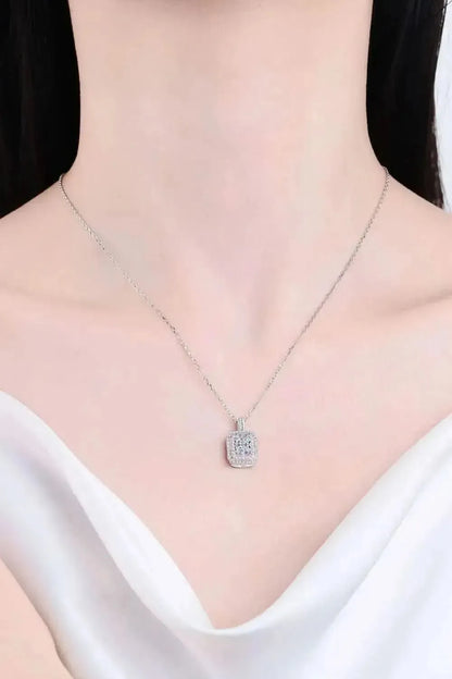 1 Carat Moissanite Geometric Pendant Chain Necklace - Bad Moms Club