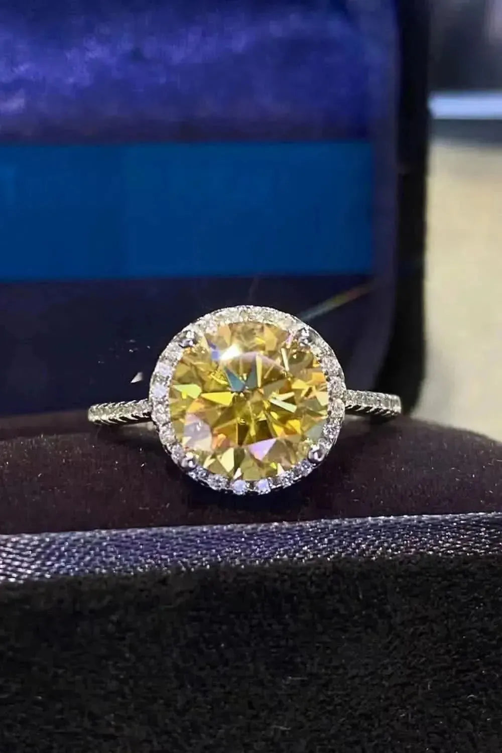 2 Carat Moissanite Round Ring - Bad Moms Club